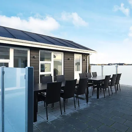 10 Person In Ferienhaus